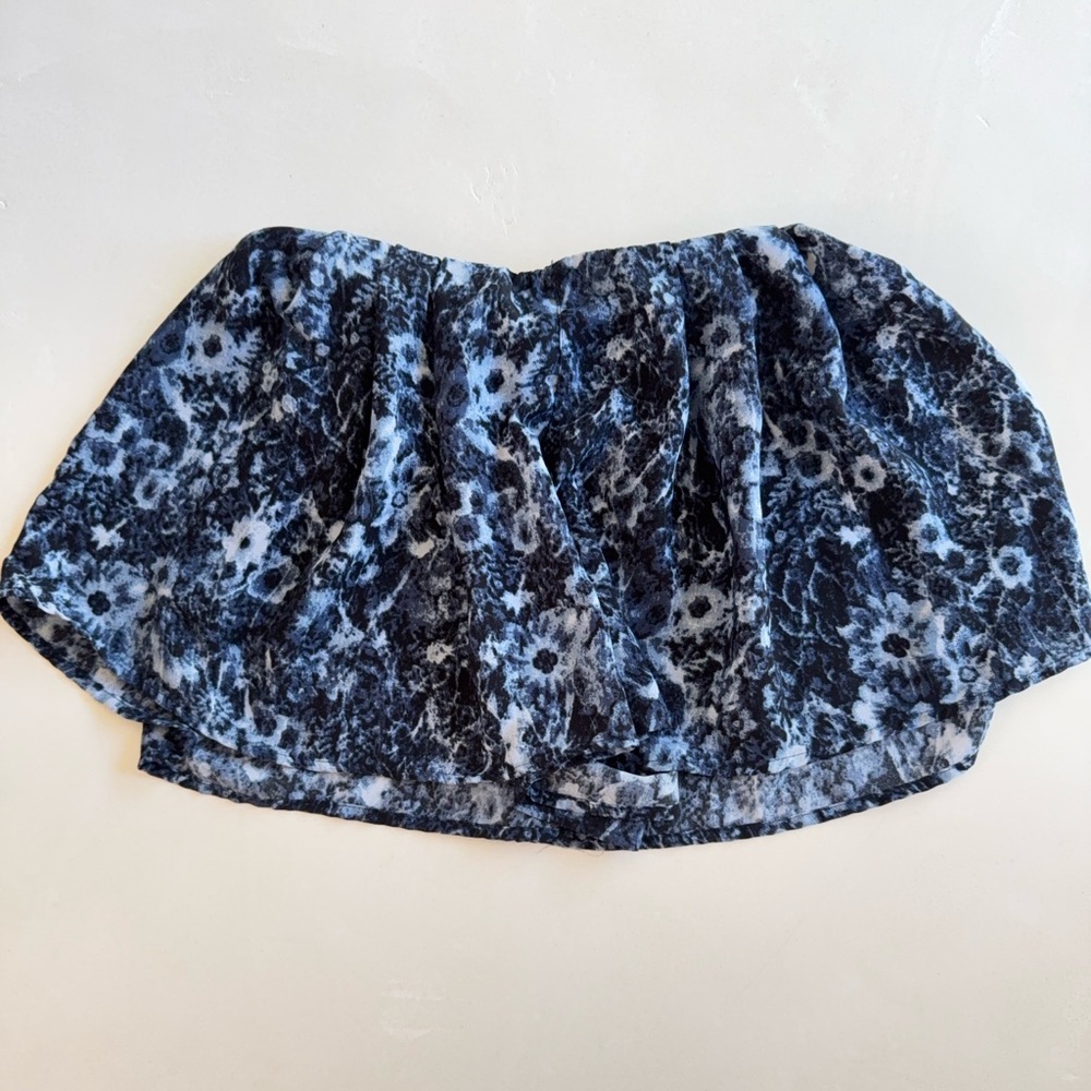 Abercrombie Blue Tie Dye Floral Pull On Shorts Large